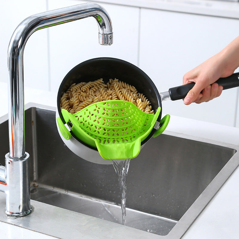 Silicone Pot Drain Stopper – Smart Kitchen Gadget for Easy Pouring