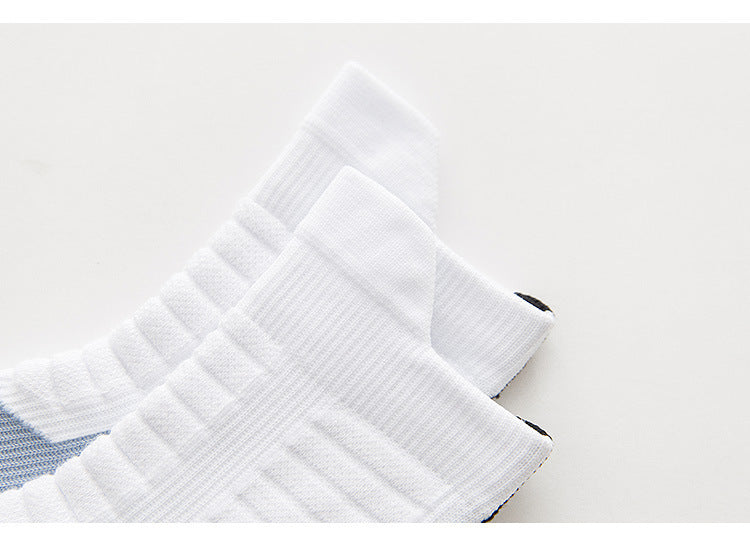 Middle tube basketball socks