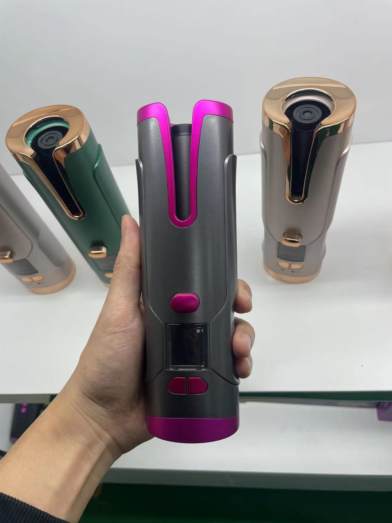 Automatic Hair Curler – Rechargeable Ceramic Rotating Styler