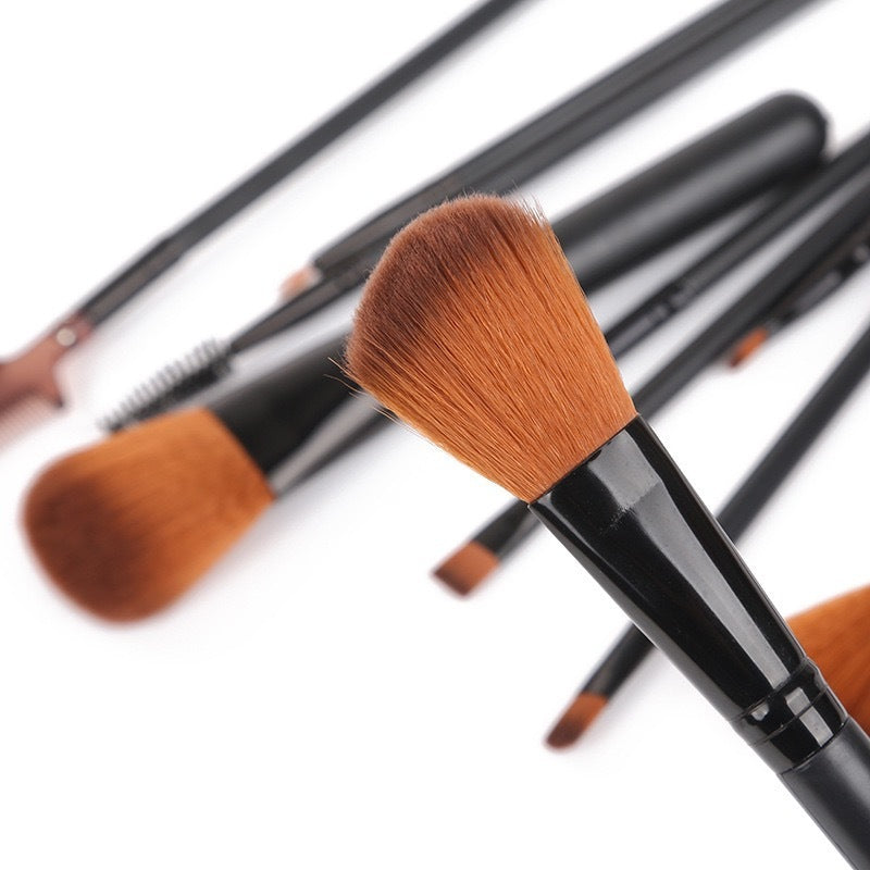 12-Piece Makeup Brush Set – Perfect for Blush, Eyeshadow & Highlight