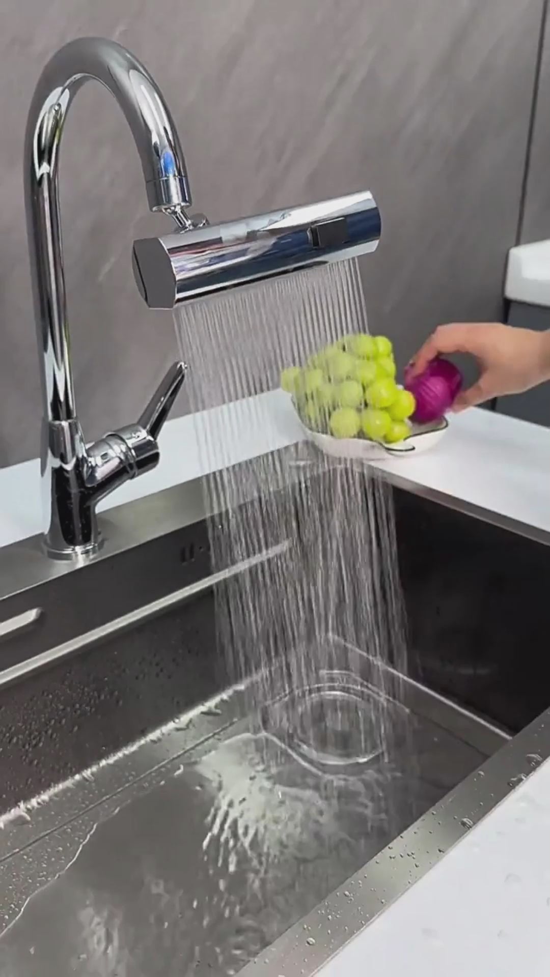 Rotating Splash-Proof Waterfall Faucet Nozzle for Kitchen Sink