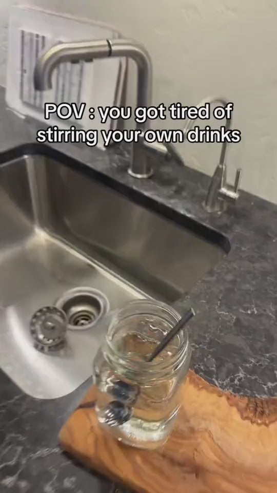 Rechargeable Automatic Magnetic Stirring Coffee Cup